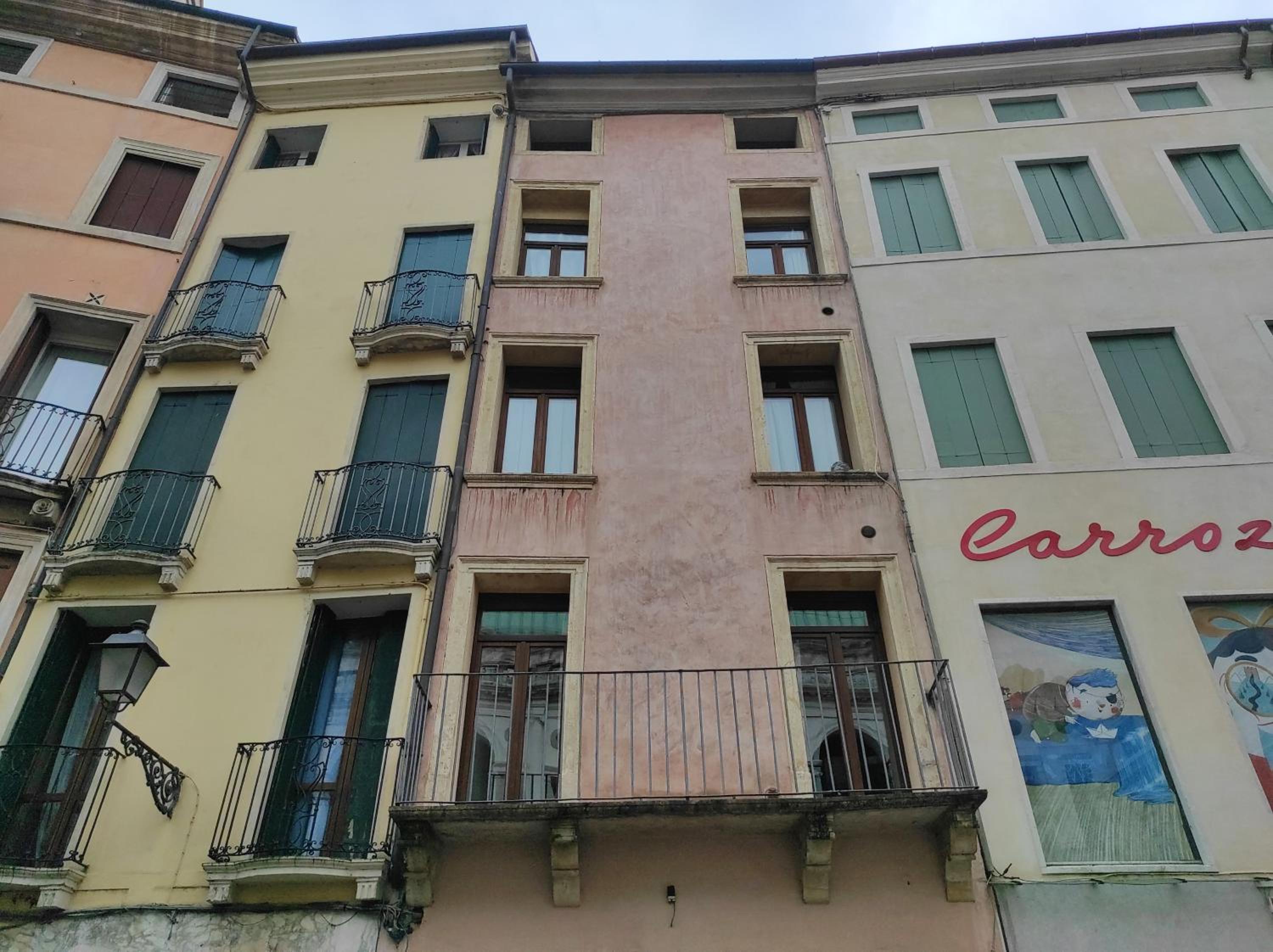CASA MARGHERITA Basilica view & Terrace