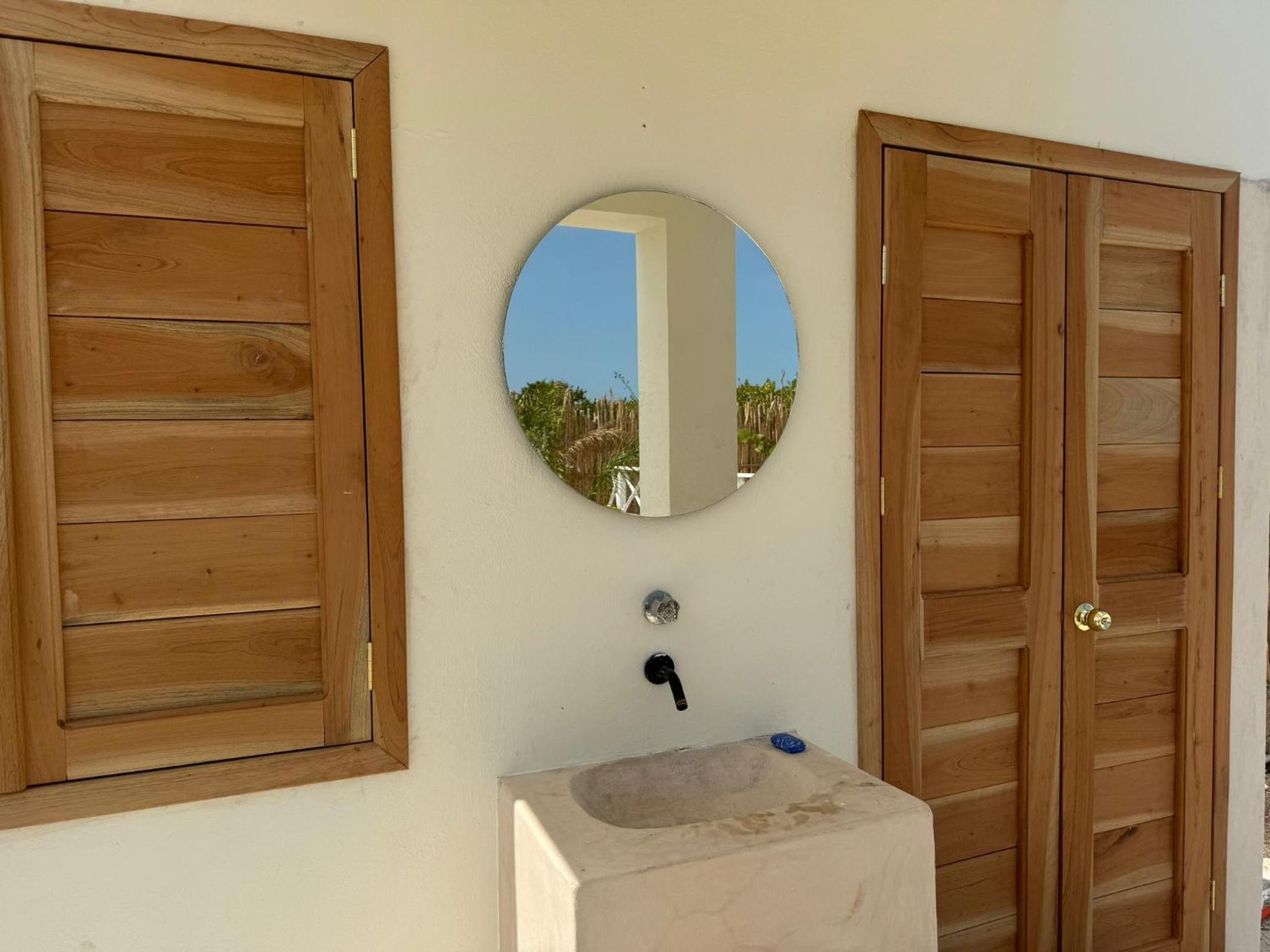 Casa Arsha Beachfront Paradise