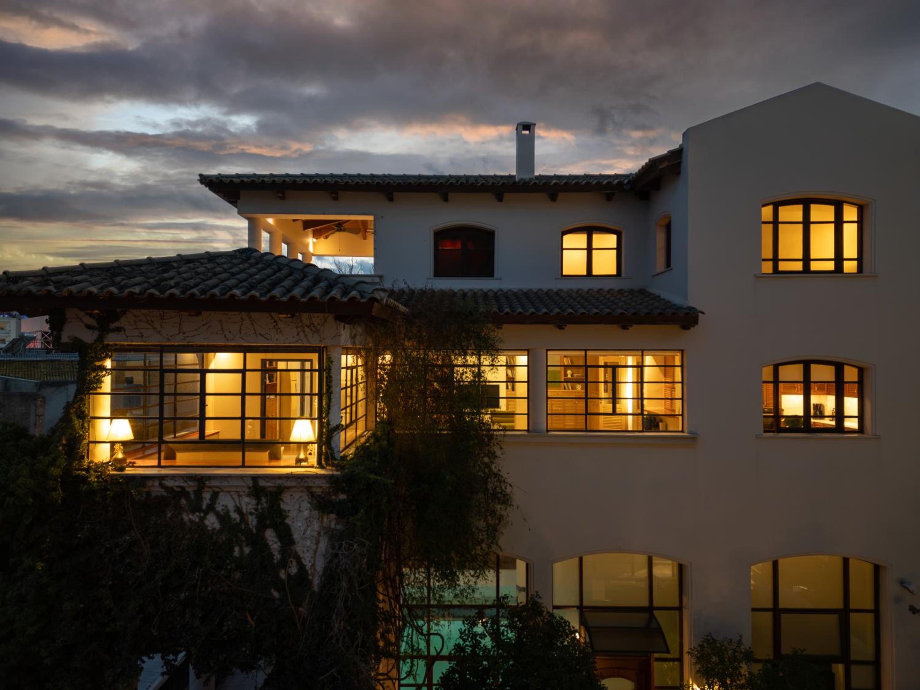 Ma Maison No8 Downtown Villa, Indoor Heated Pool