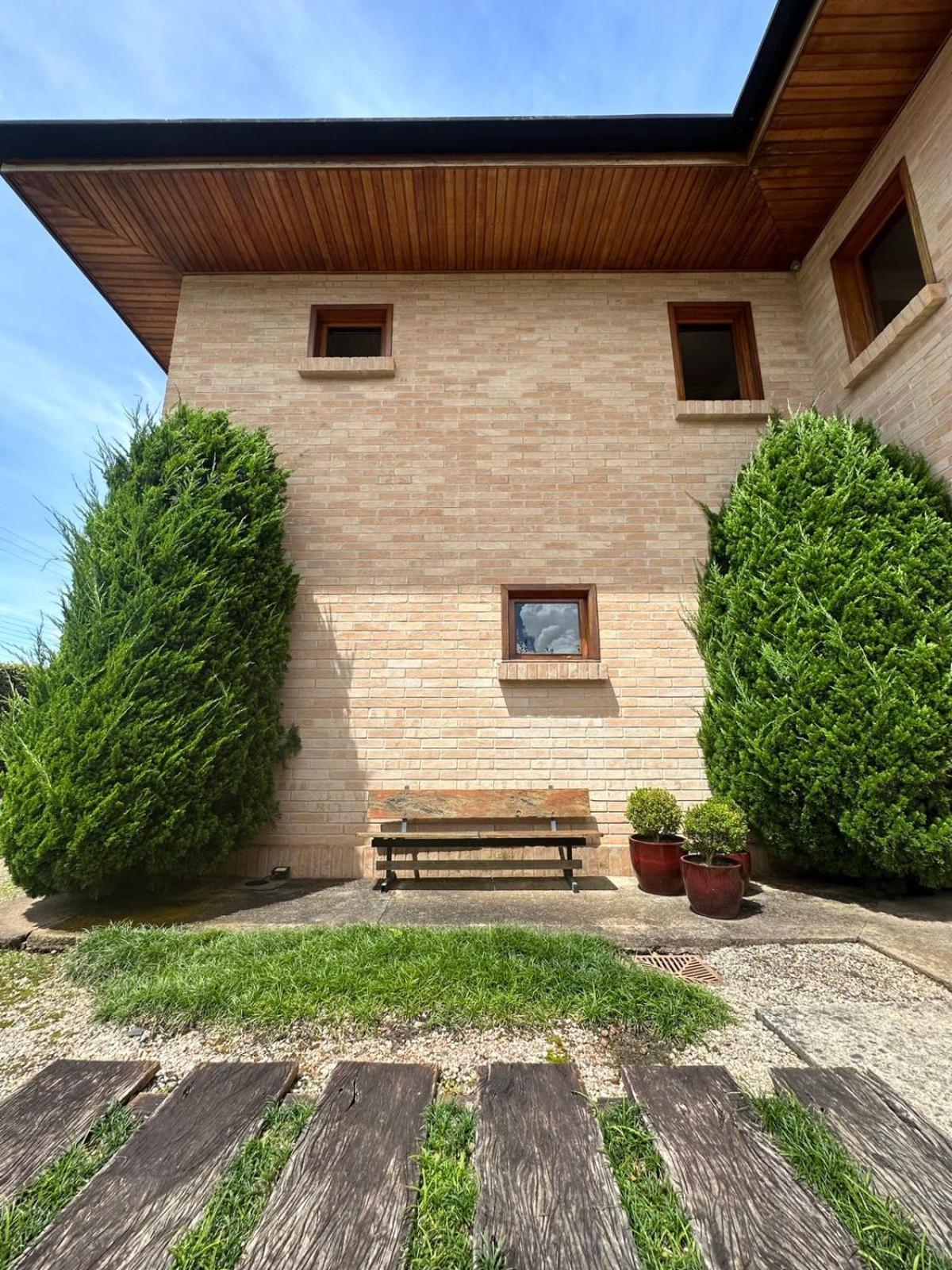 Casa moderna em Campos do Jordão