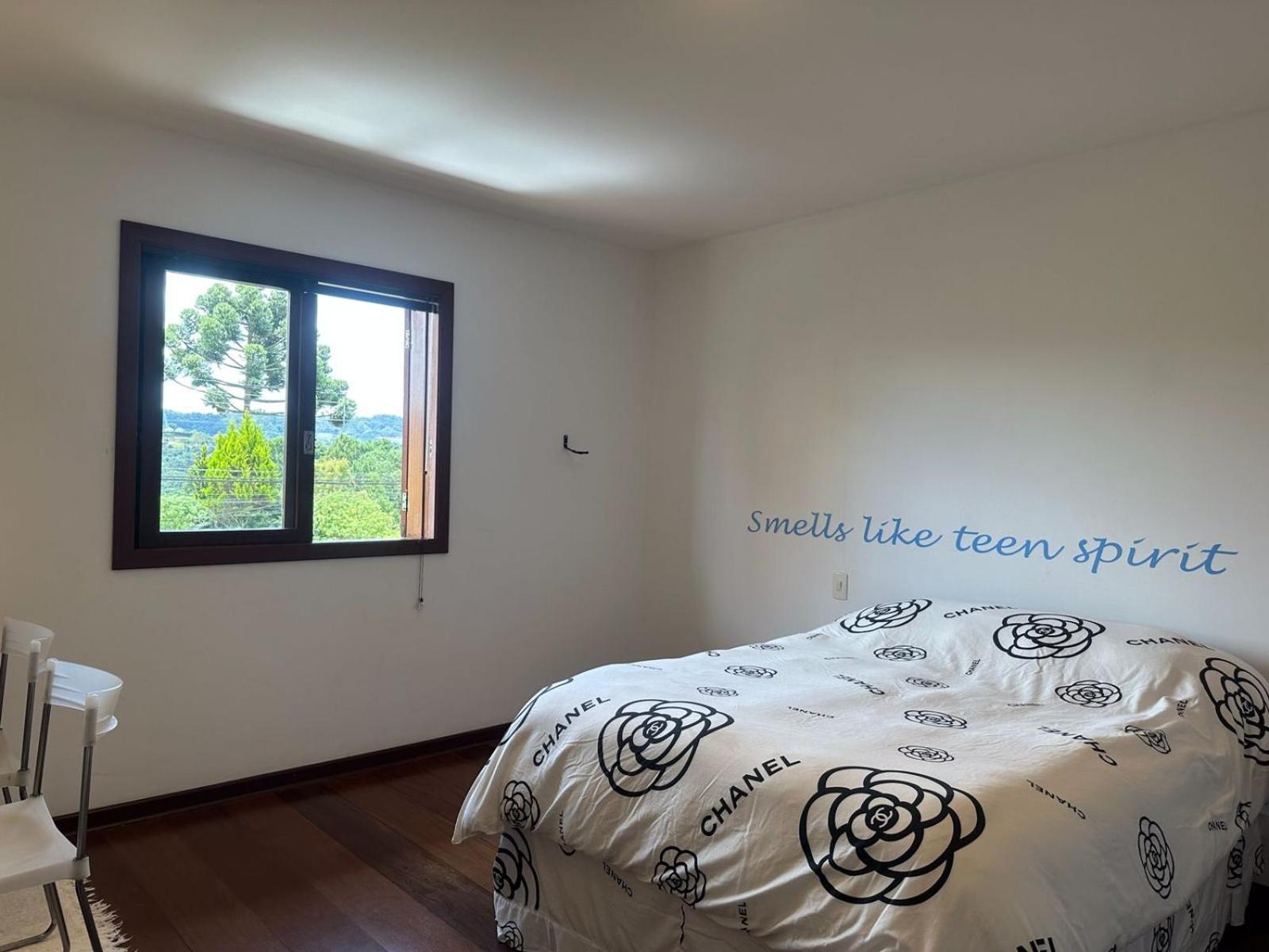 Casa moderna em Campos do Jordão