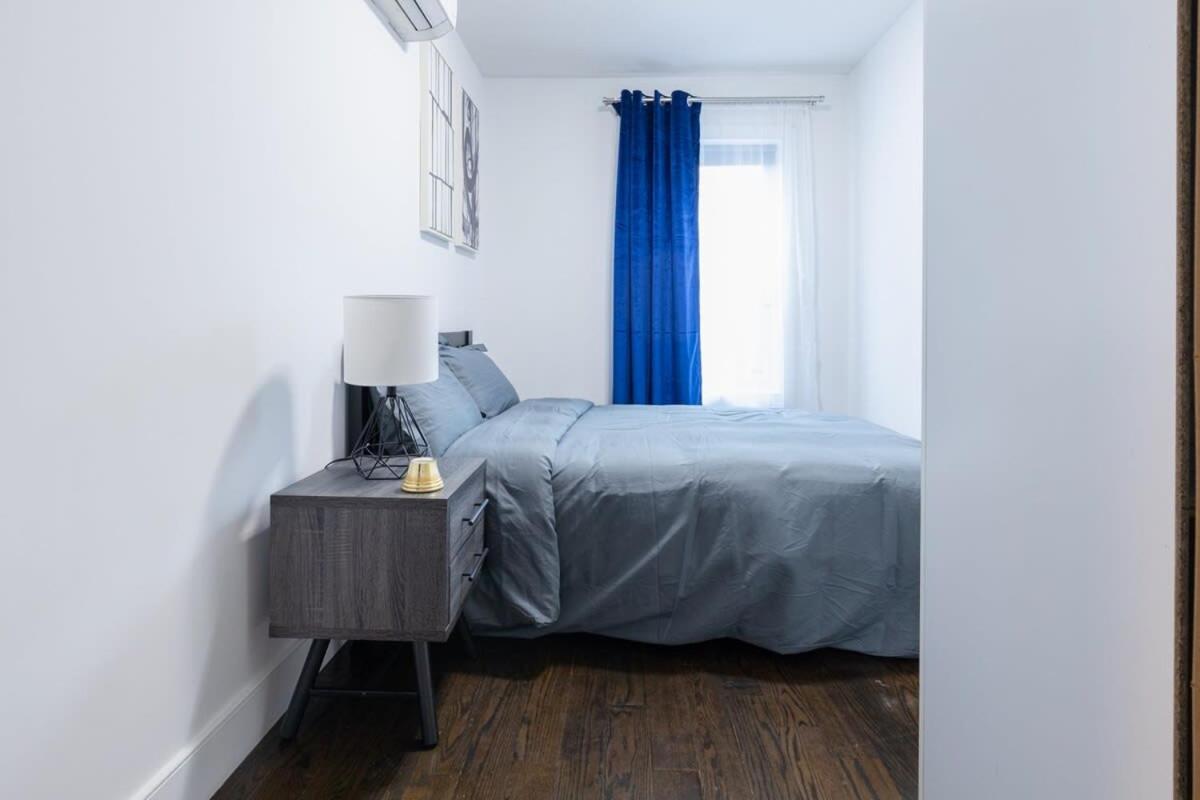39-2 Renovated 3BR Prime Hudson Yards Area