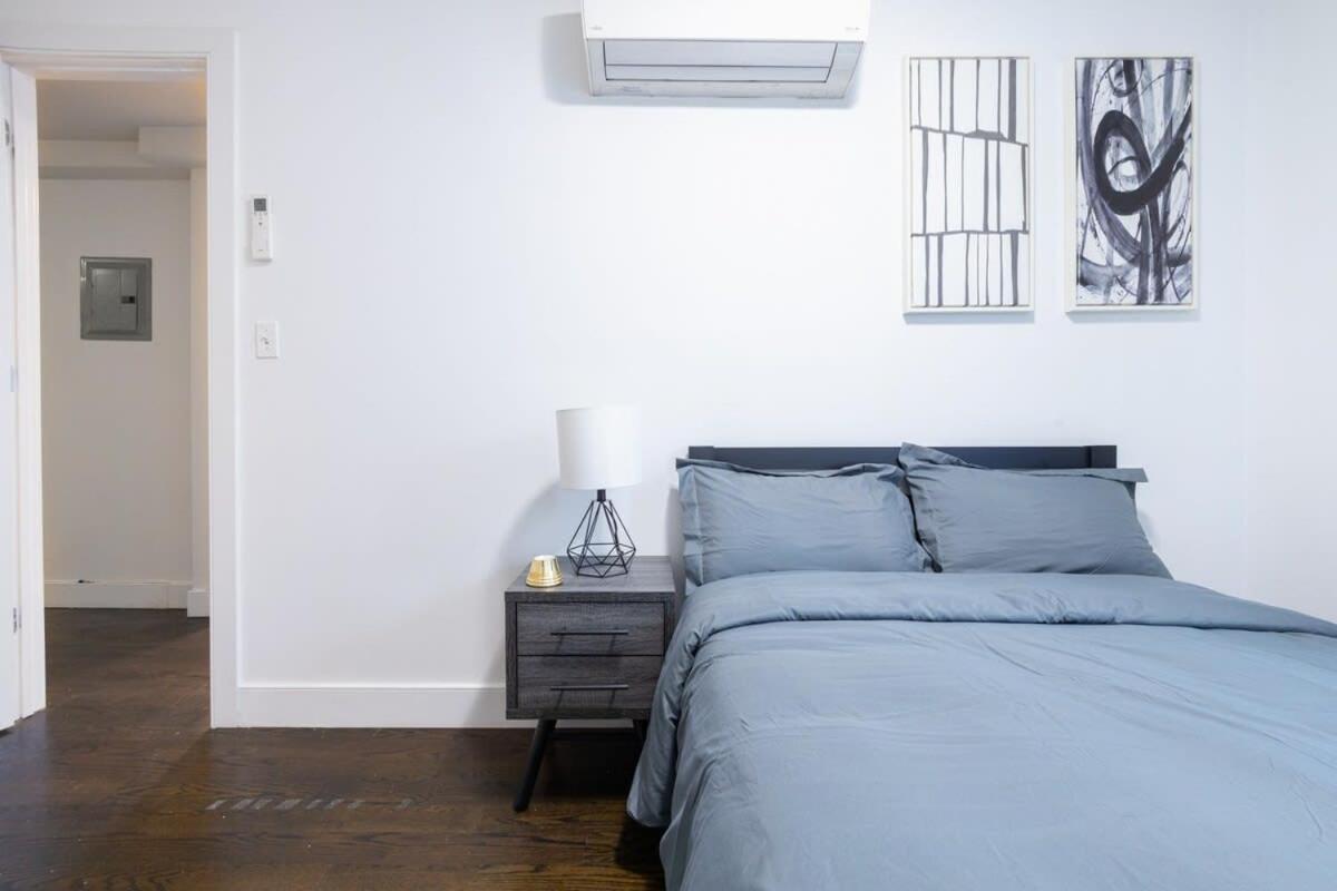 39-2 Renovated 3BR Prime Hudson Yards Area