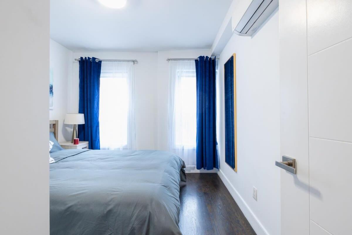 39-2 Renovated 3BR Prime Hudson Yards Area