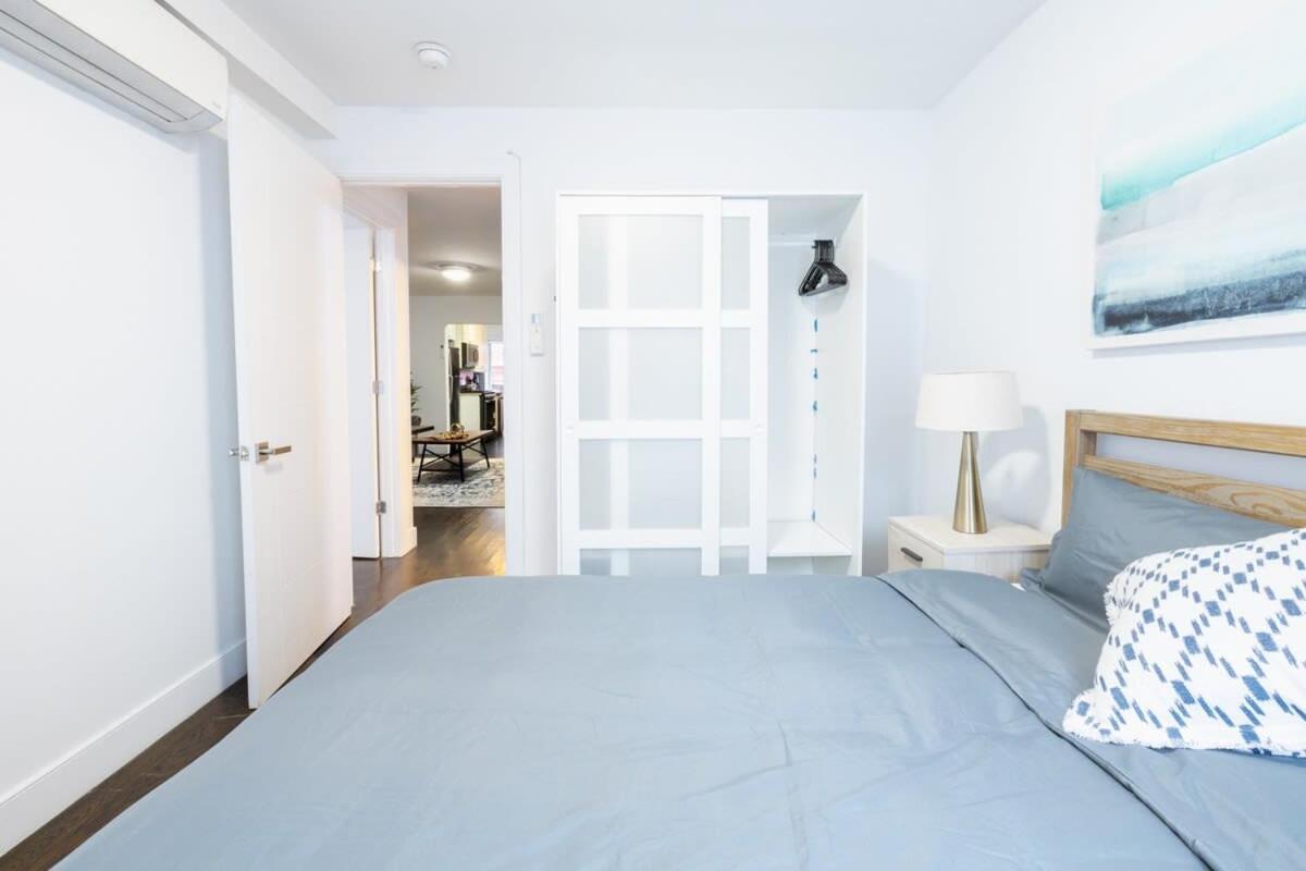 39-2 Renovated 3BR Prime Hudson Yards Area