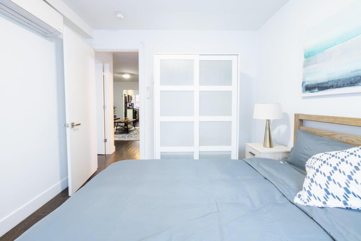 39-2 Renovated 3BR Prime Hudson Yards Area