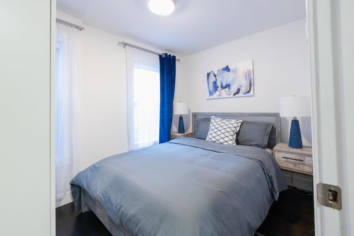 39-2 Renovated 3BR Prime Hudson Yards Area
