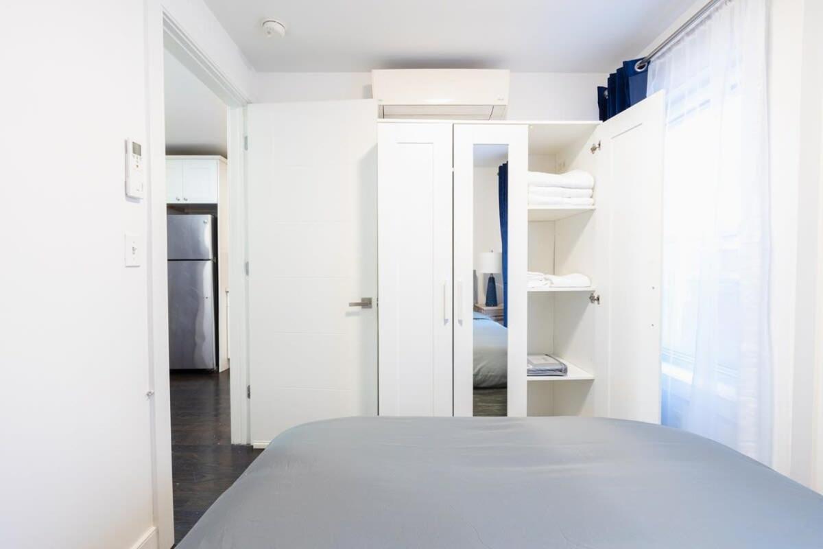 39-2 Renovated 3BR Prime Hudson Yards Area