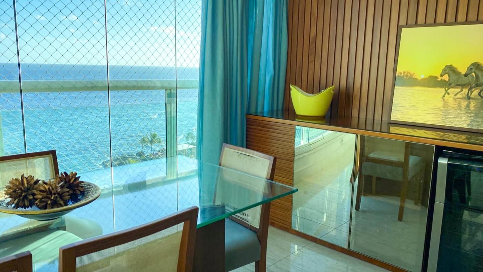 Apartamento-Cobertura de Luxo Vista Mar em Salvador