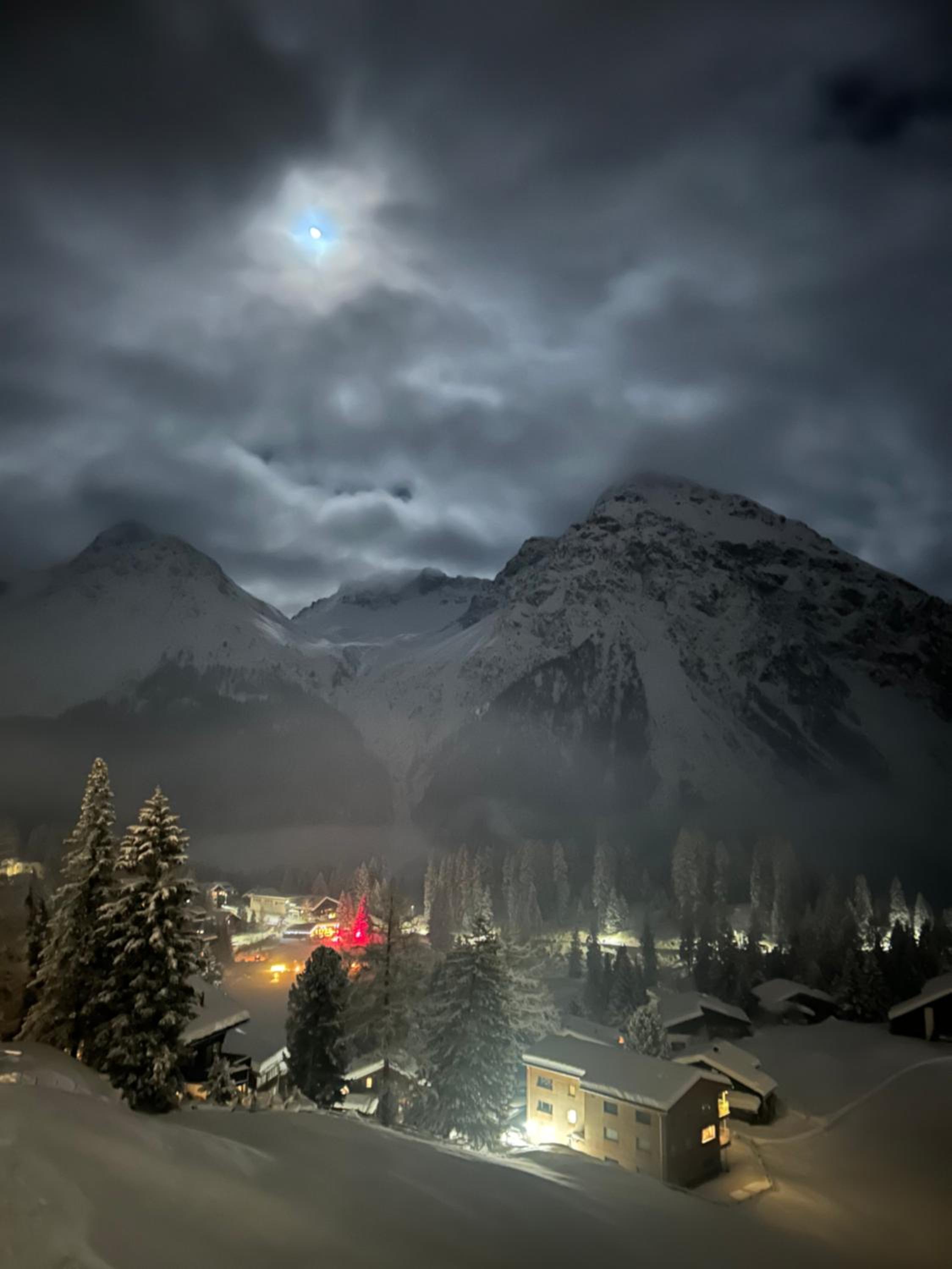 The Window to the Mountains