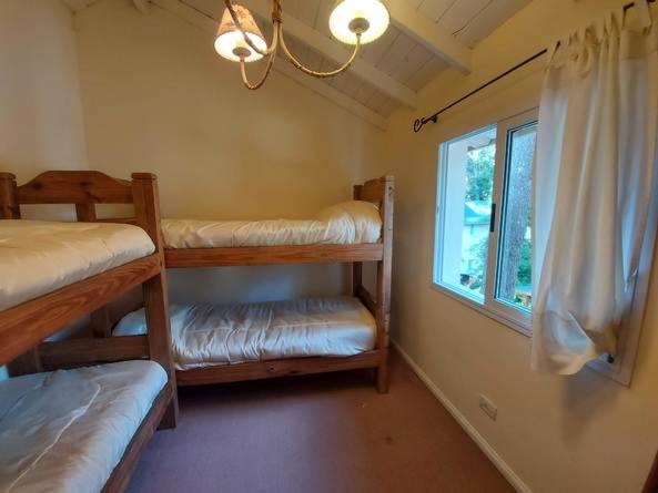 Casa equipada para 8 personas a tres cuadras del mar - Colibrí 1