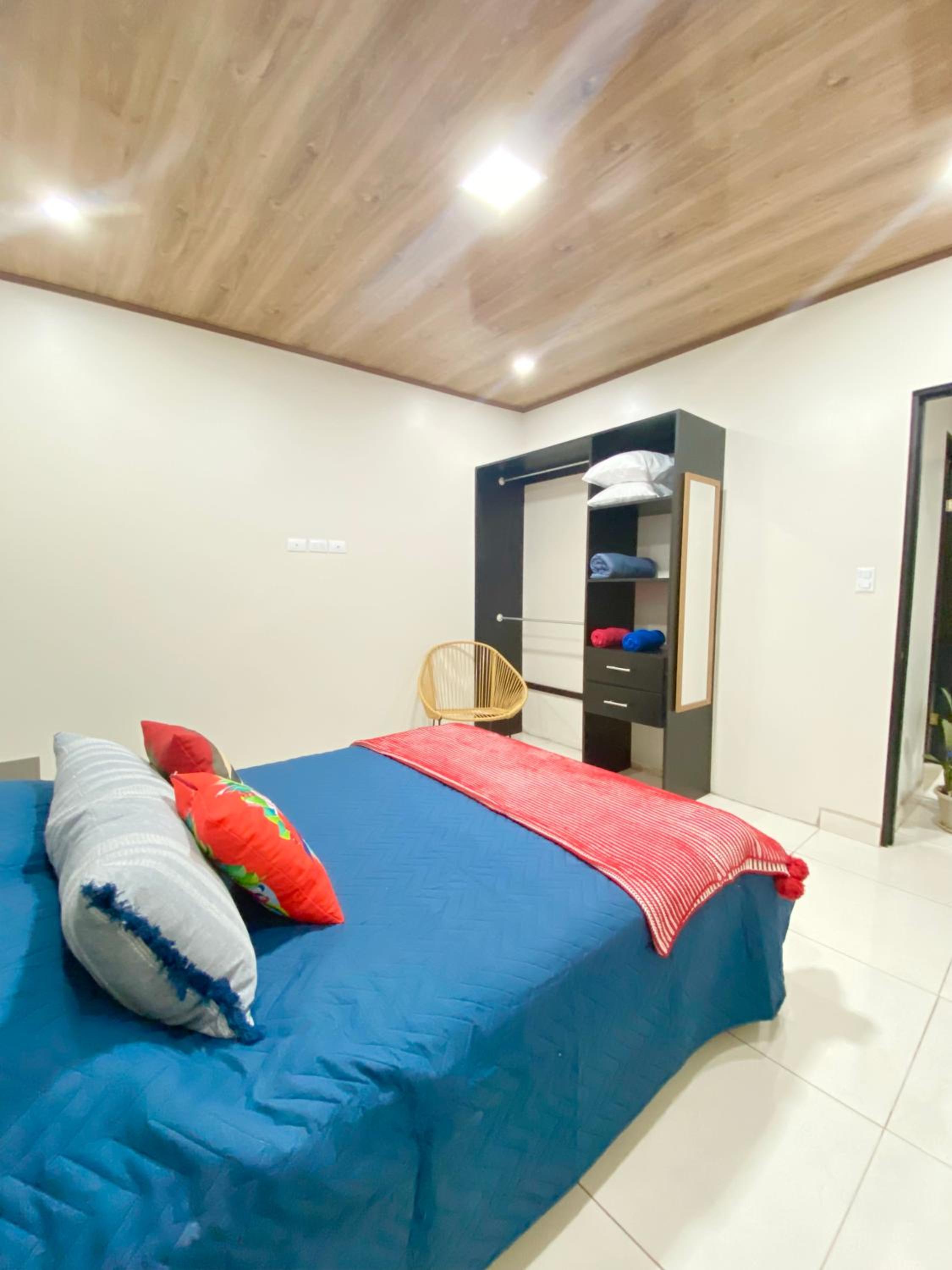 Apartamentos H Gonzalez. Wifi A/C free parking