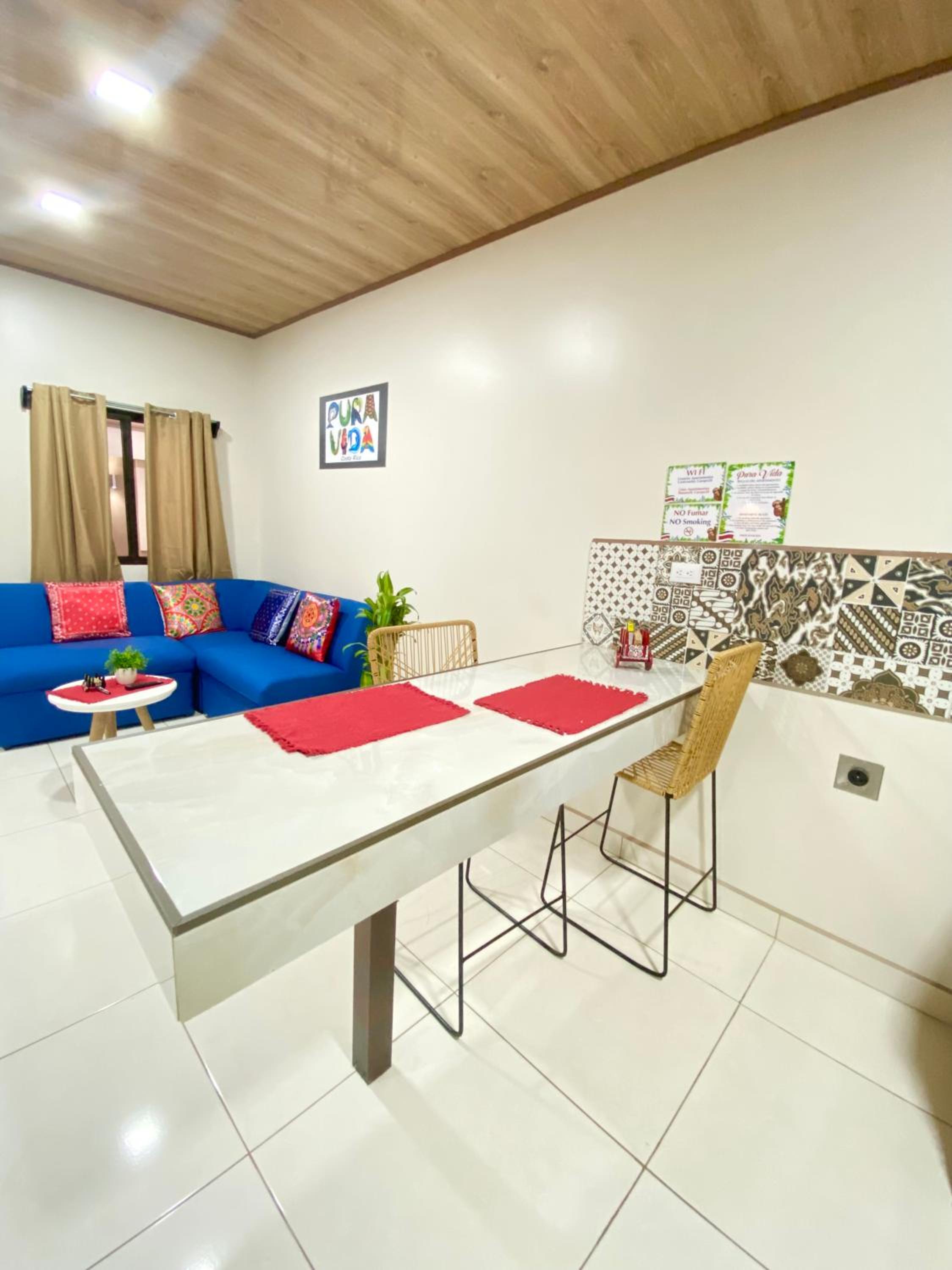 Apartamentos H Gonzalez. Wifi A/C free parking