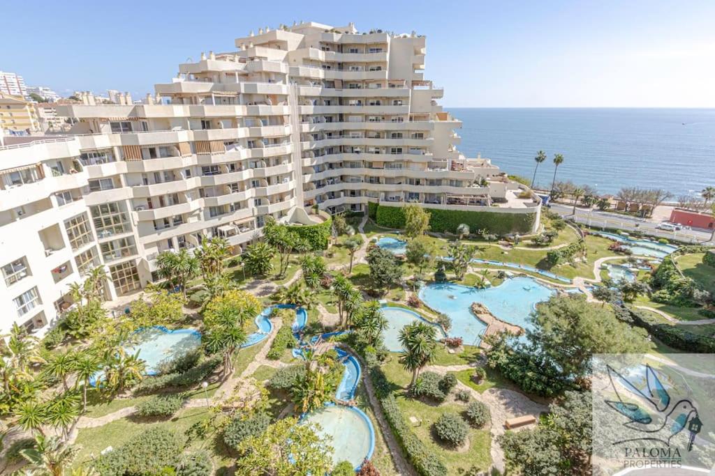 Benal Beach apartment with sunny terrace and water park