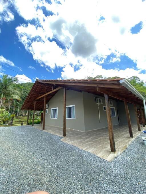 casa do lago, paz e sossego.