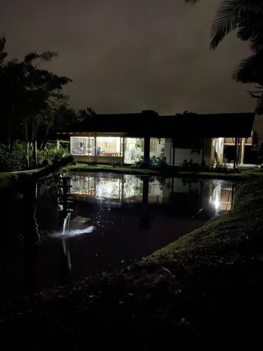 casa do lago, paz e sossego.