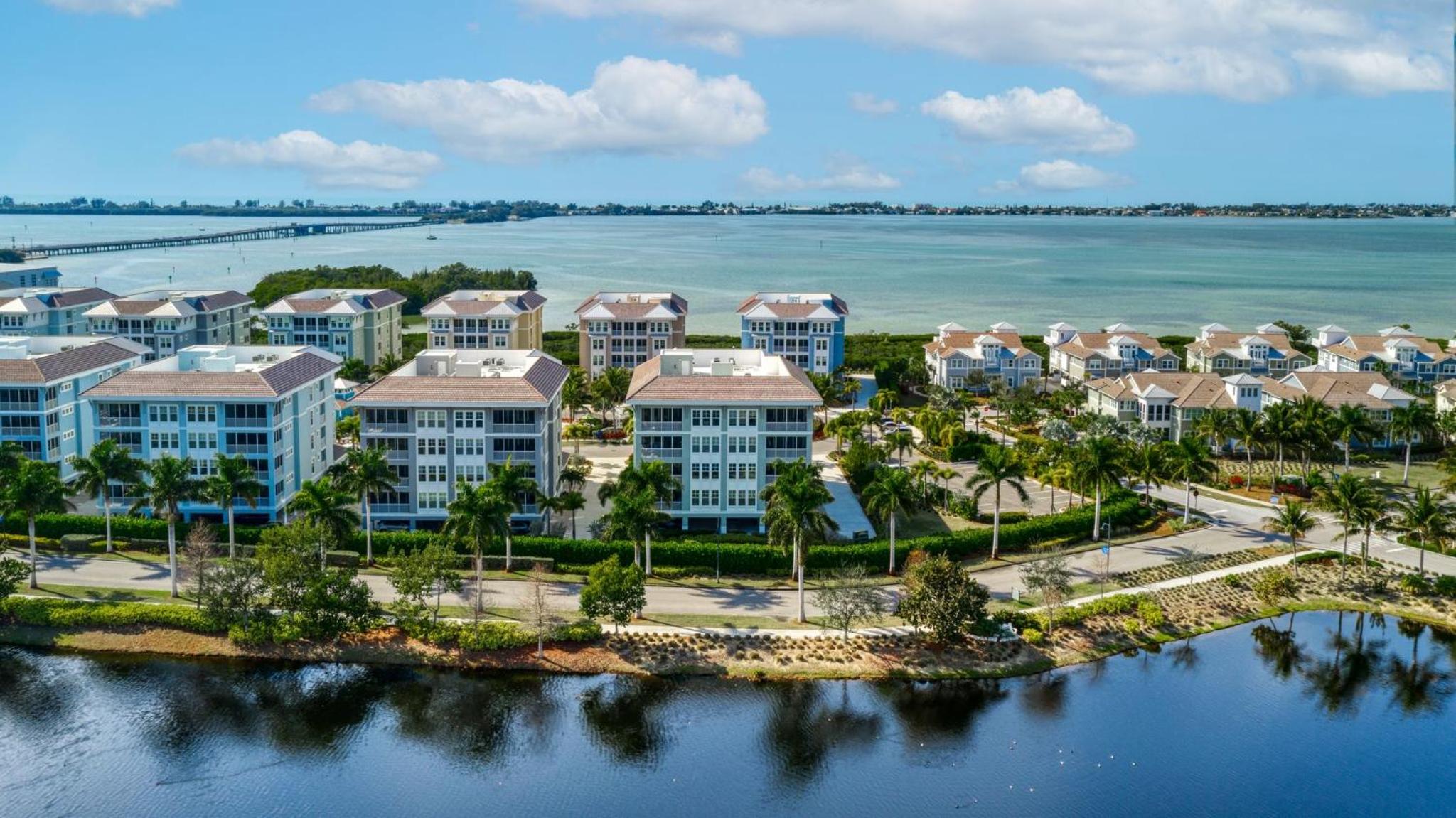 Hotel The Oasis at One Particular Harbor! Modern tropical condo in Margaritaville! - Image 1