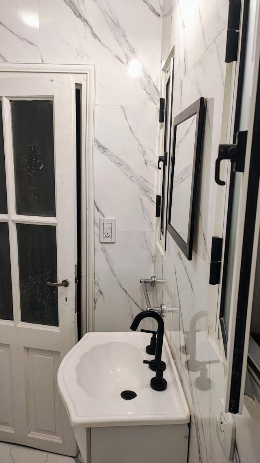 Departamento con patio en excelente ubicación en Belgrano