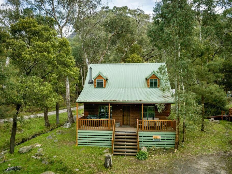 Pinnacle Retreat