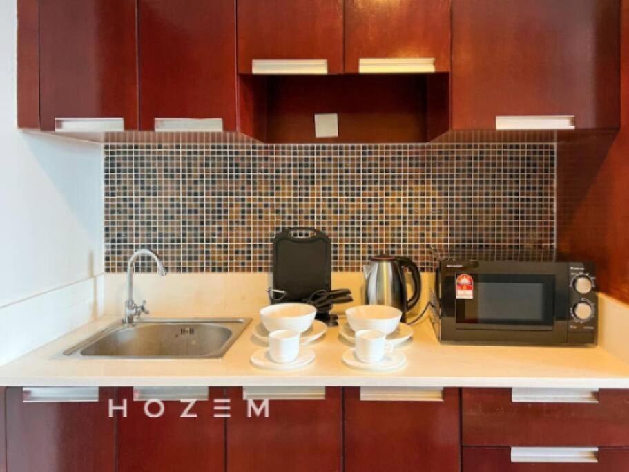 SBR2B Hozem KK0961 Apartment CBD