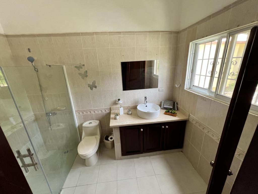 Casa Amplia con Piscina