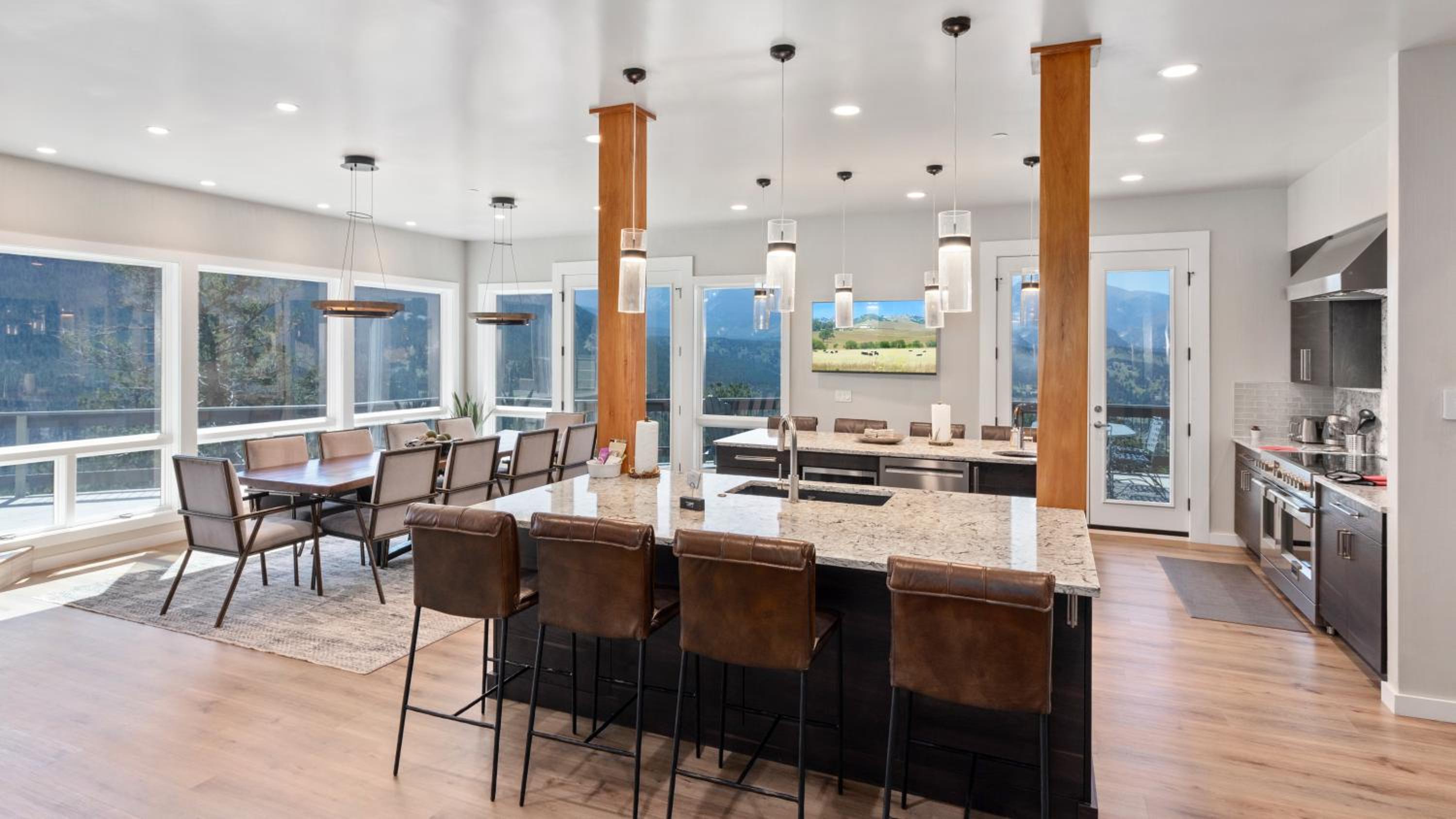 Breathtaking Luxury Mountain Retreat - Estes Park's Best Views - Switzerland in Colorado - Property Image 34