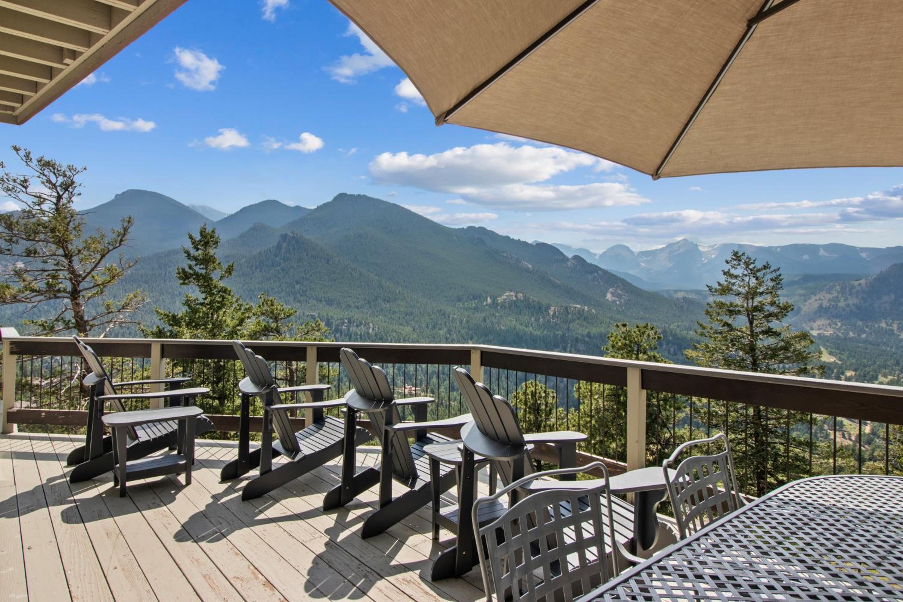 Breathtaking Luxury Mountain Retreat - Estes Park's Best Views - Switzerland in Colorado - Property Image 13
