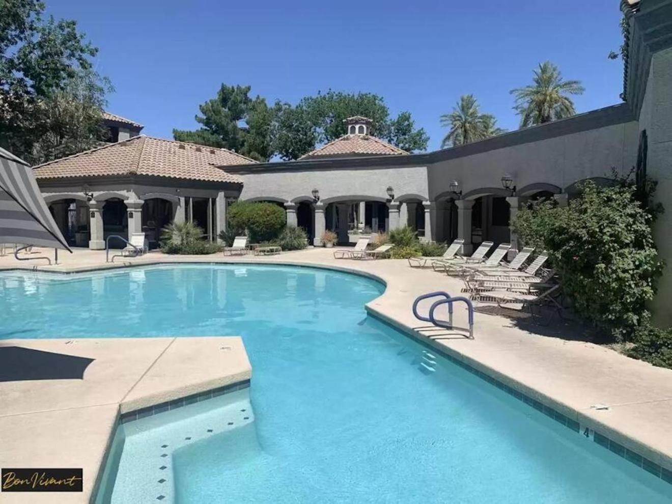 Luxe Scottsdale Condo - Ground Floor Unit! view 5