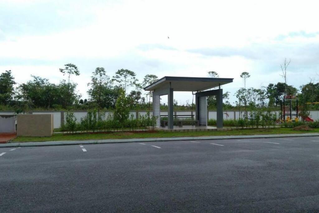 AJ Homestay Near Kuching Airport view 2