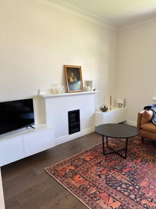 Charming central cottage in Wagga Wagga