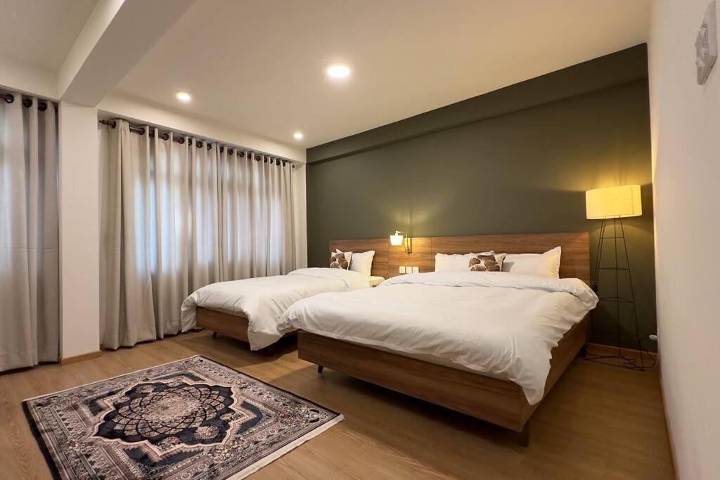 21 Tara Apartments