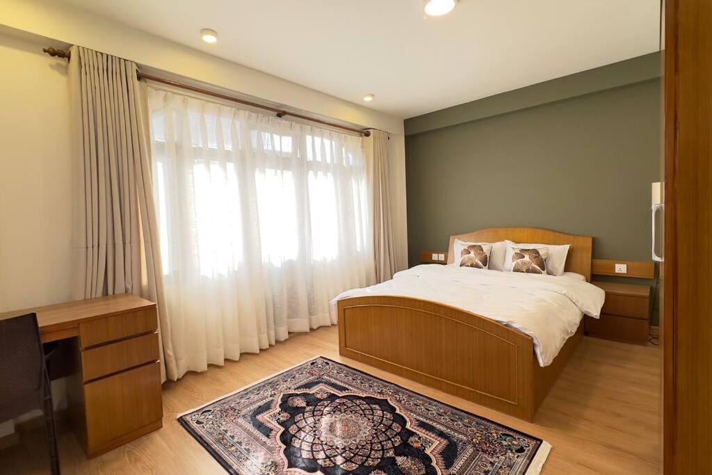 21 Tara Apartments