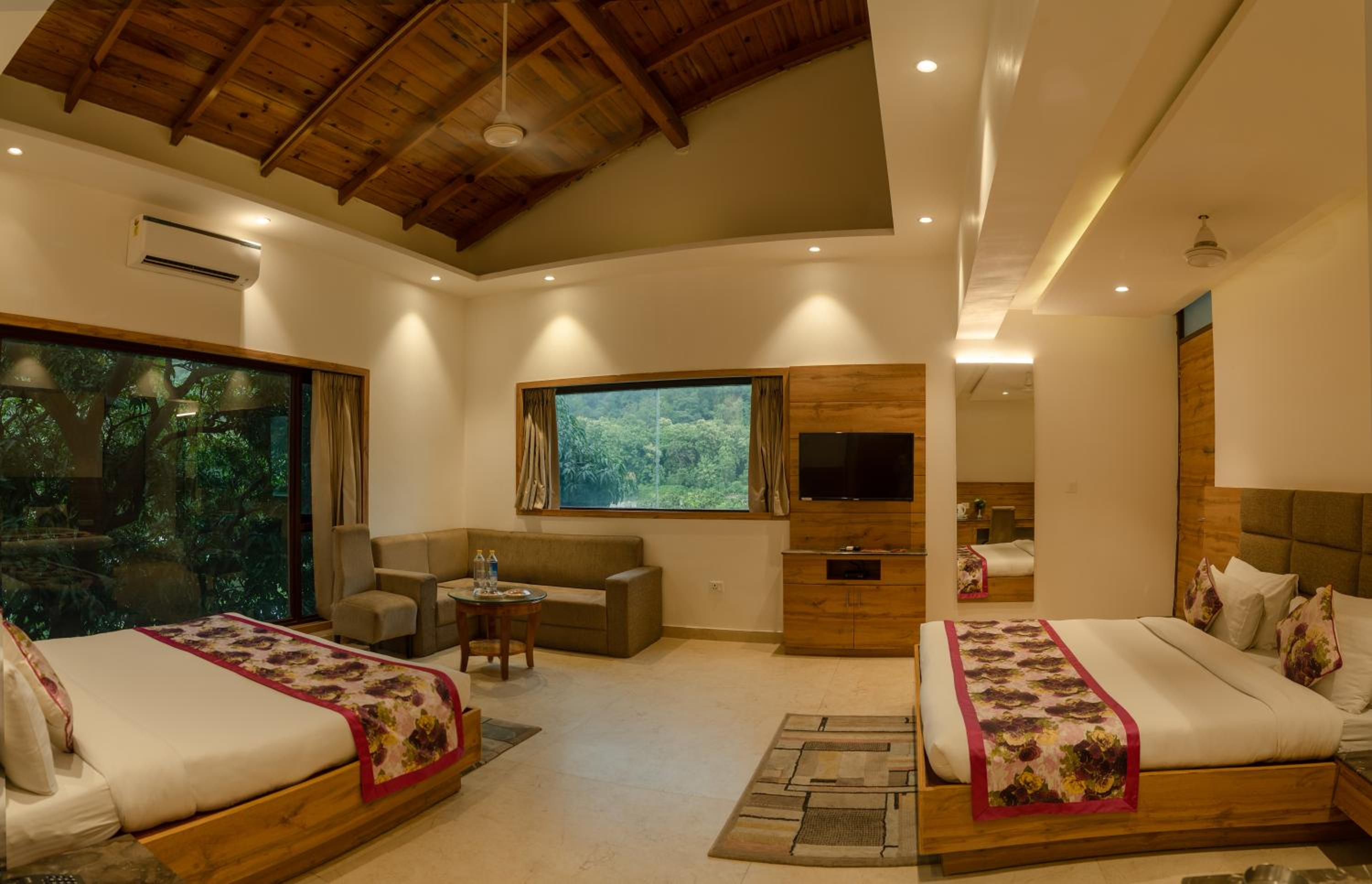 Wood castle Spa & Resort