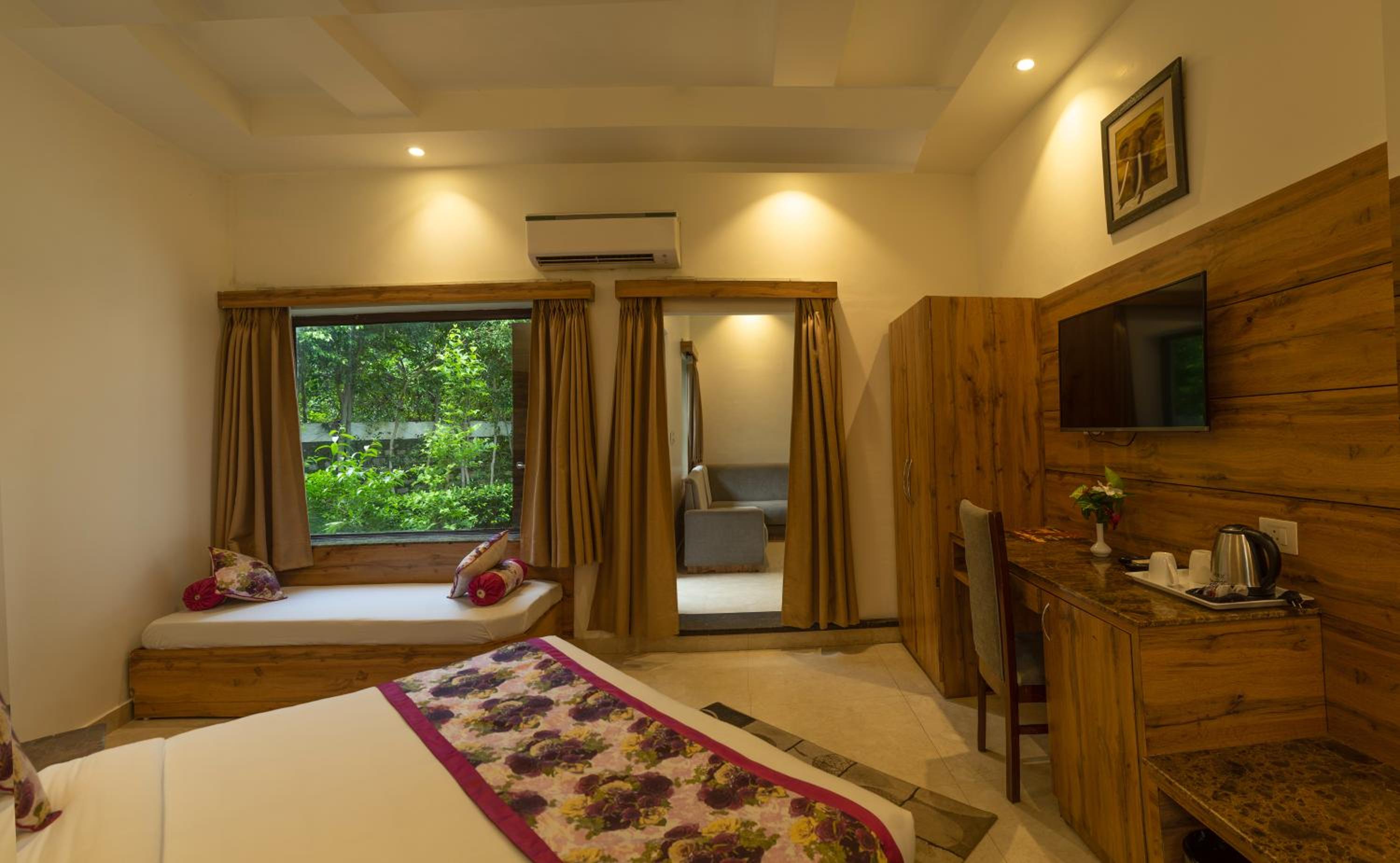 Wood castle Spa & Resort