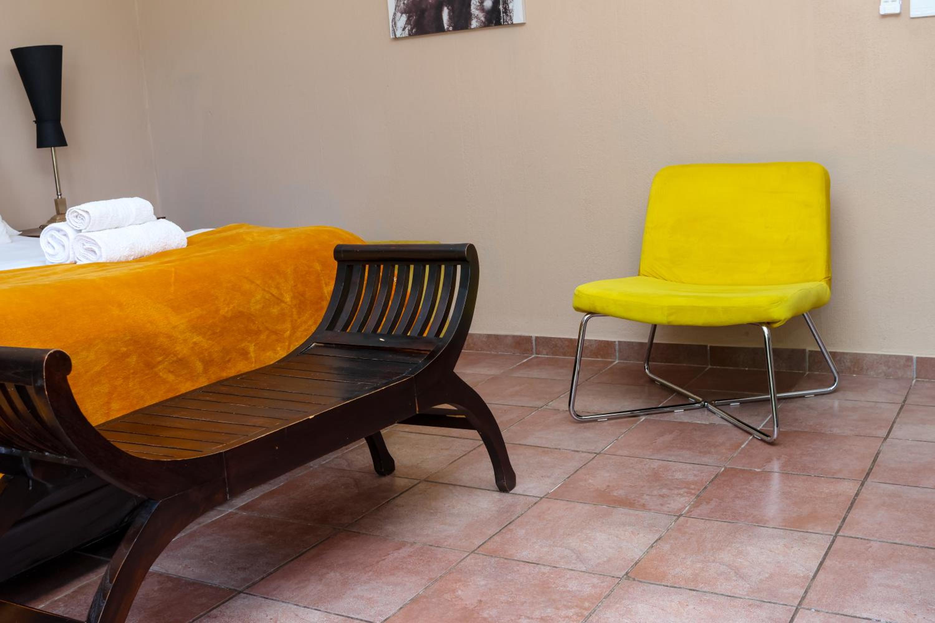 Thaba Legae Guest Lodge