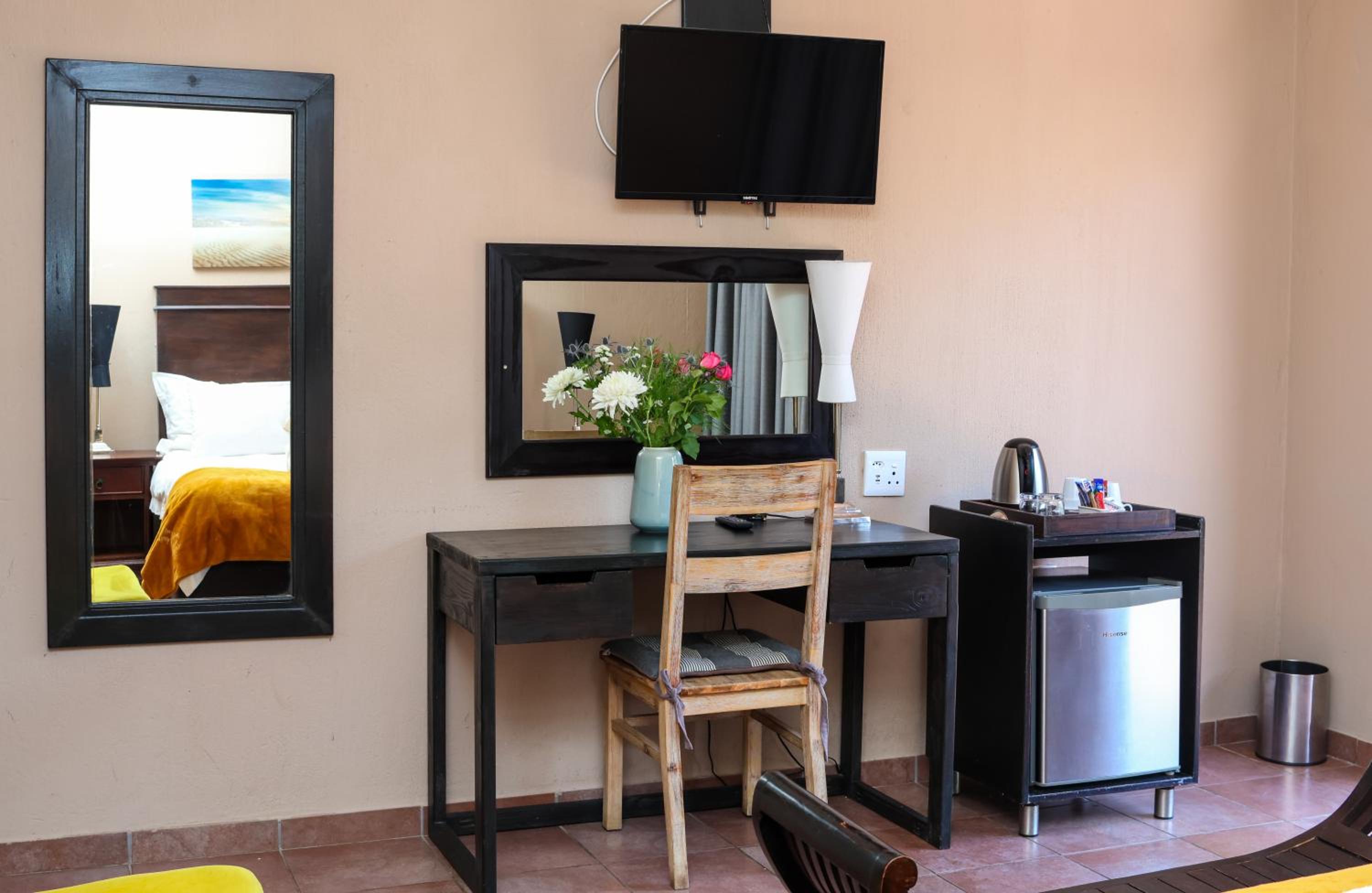 Thaba Legae Guest Lodge