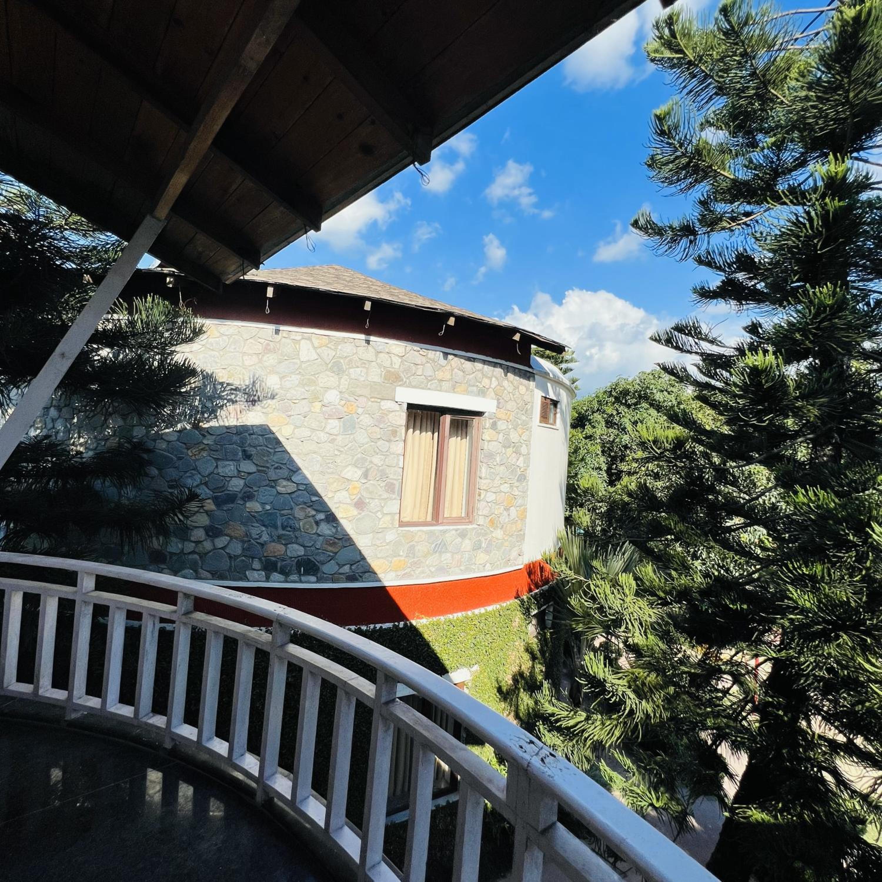 Wood castle Spa & Resort