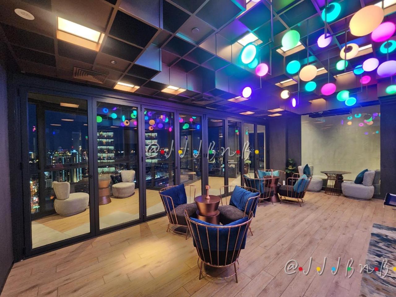 Edge Central Pattaya by JJJ