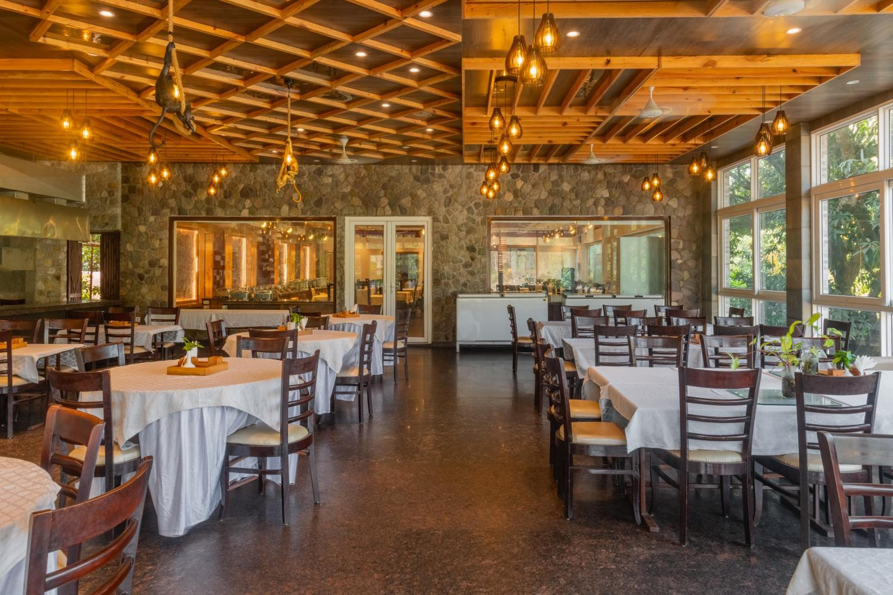 Wood castle Spa & Resort