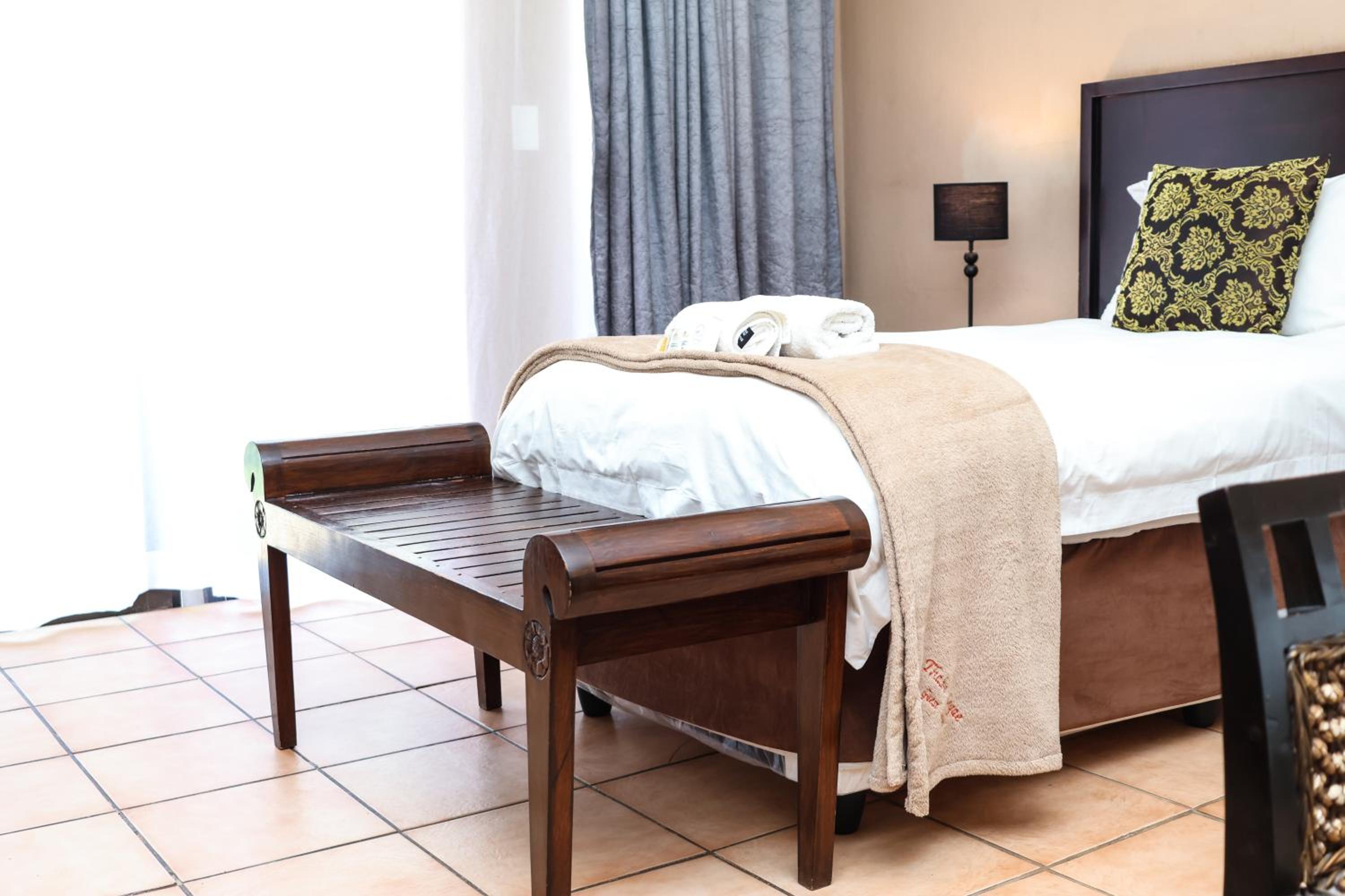 Thaba Legae Guest Lodge