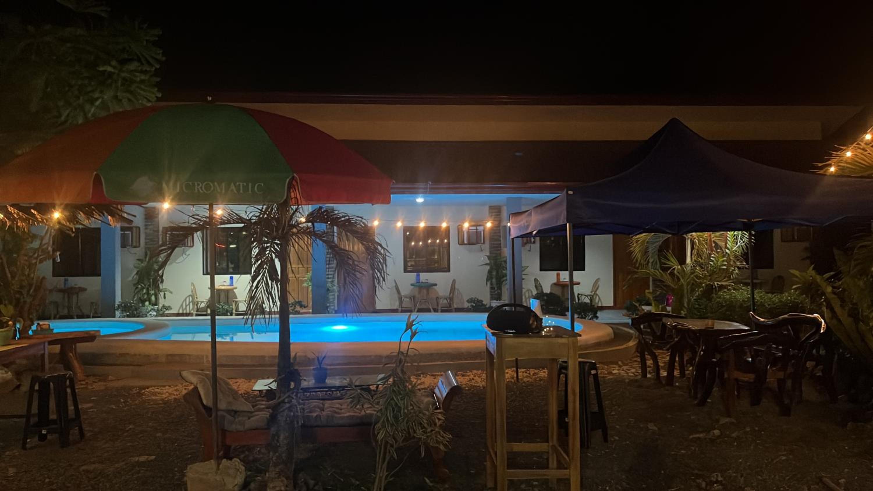 La Casa d Aitor Poolside Apartments with Wood Fired Pizza near city center view 5