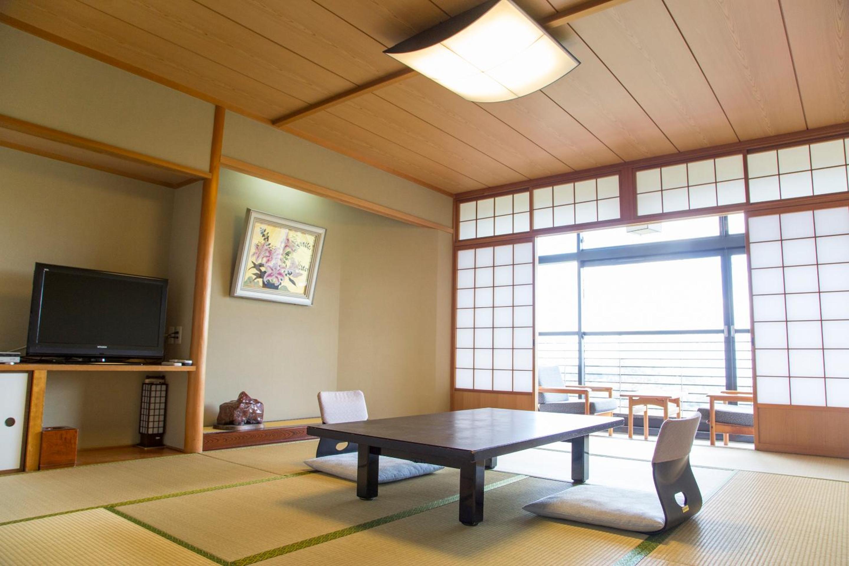 Motoyu Kosenkaku