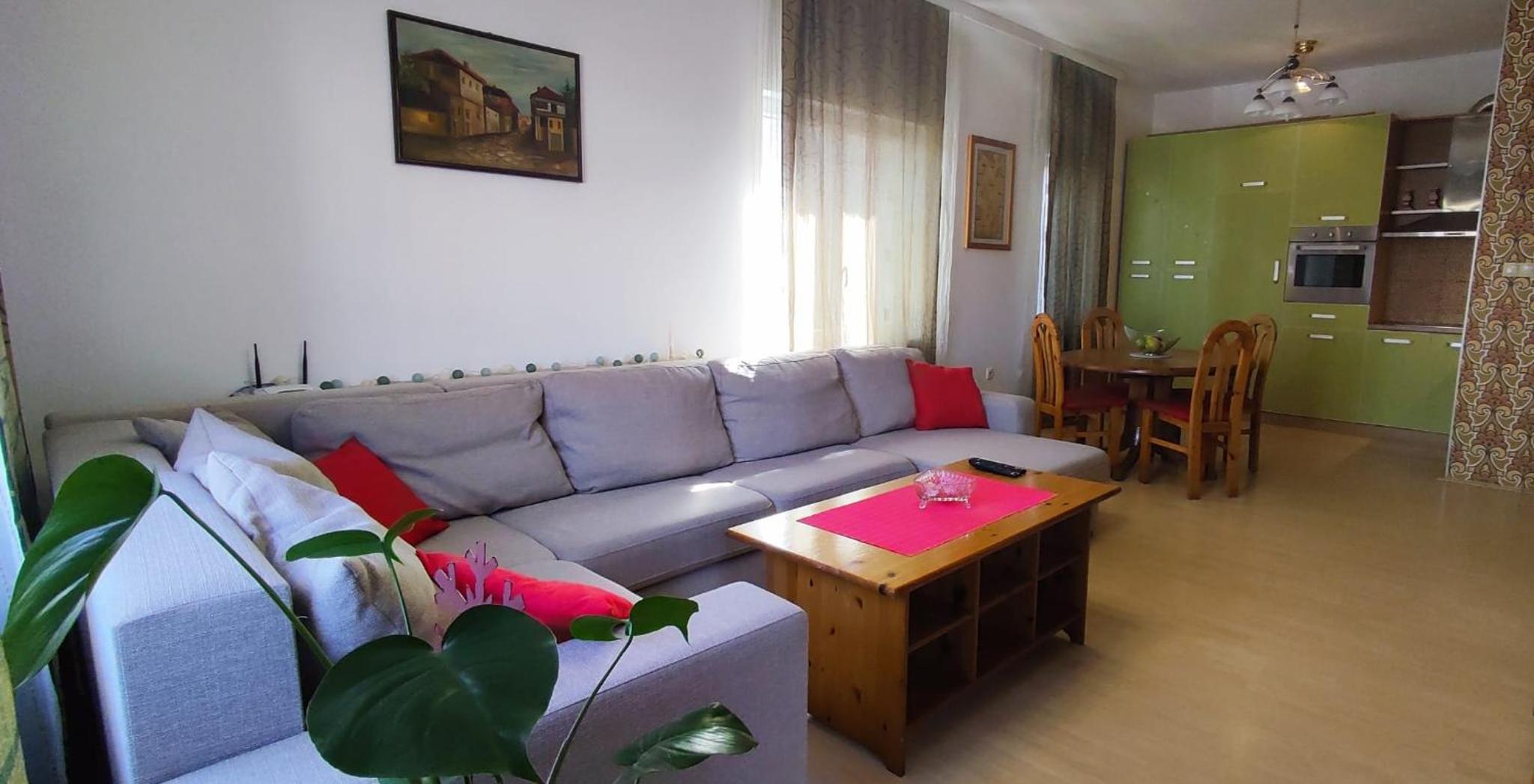 Apartman 77 view 4