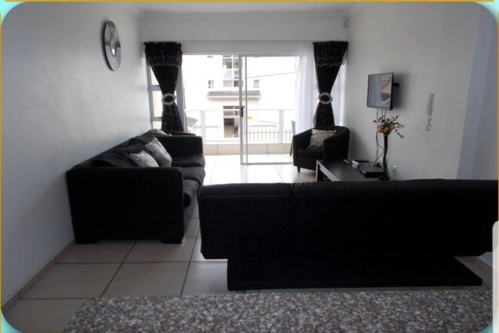Fully equipped self-catering 6 sleeper unit view 5
