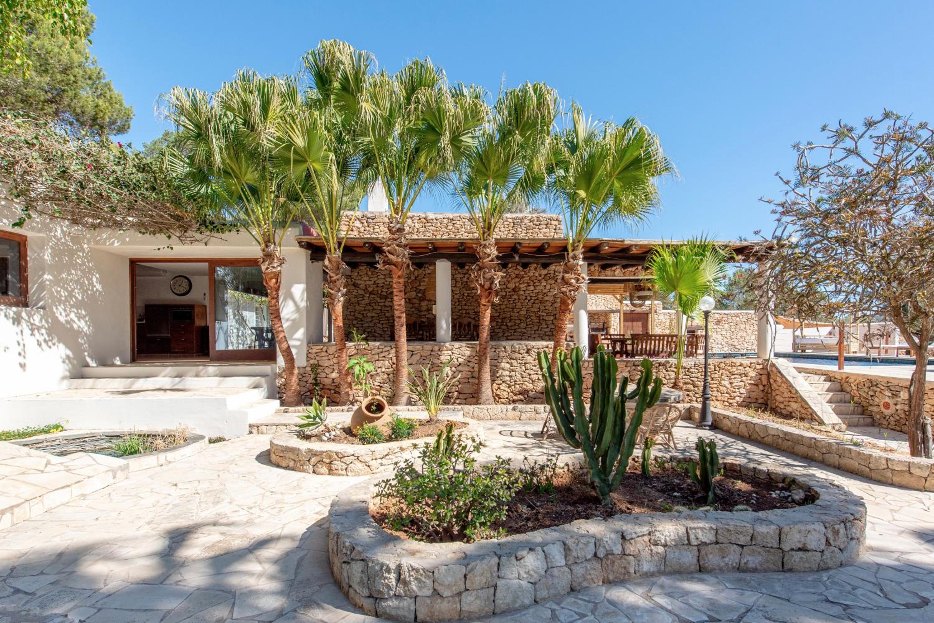 Villa Sa Tanca IBIZA located PUIG D'EN VAll, 6B , Pool , Tennis view 4