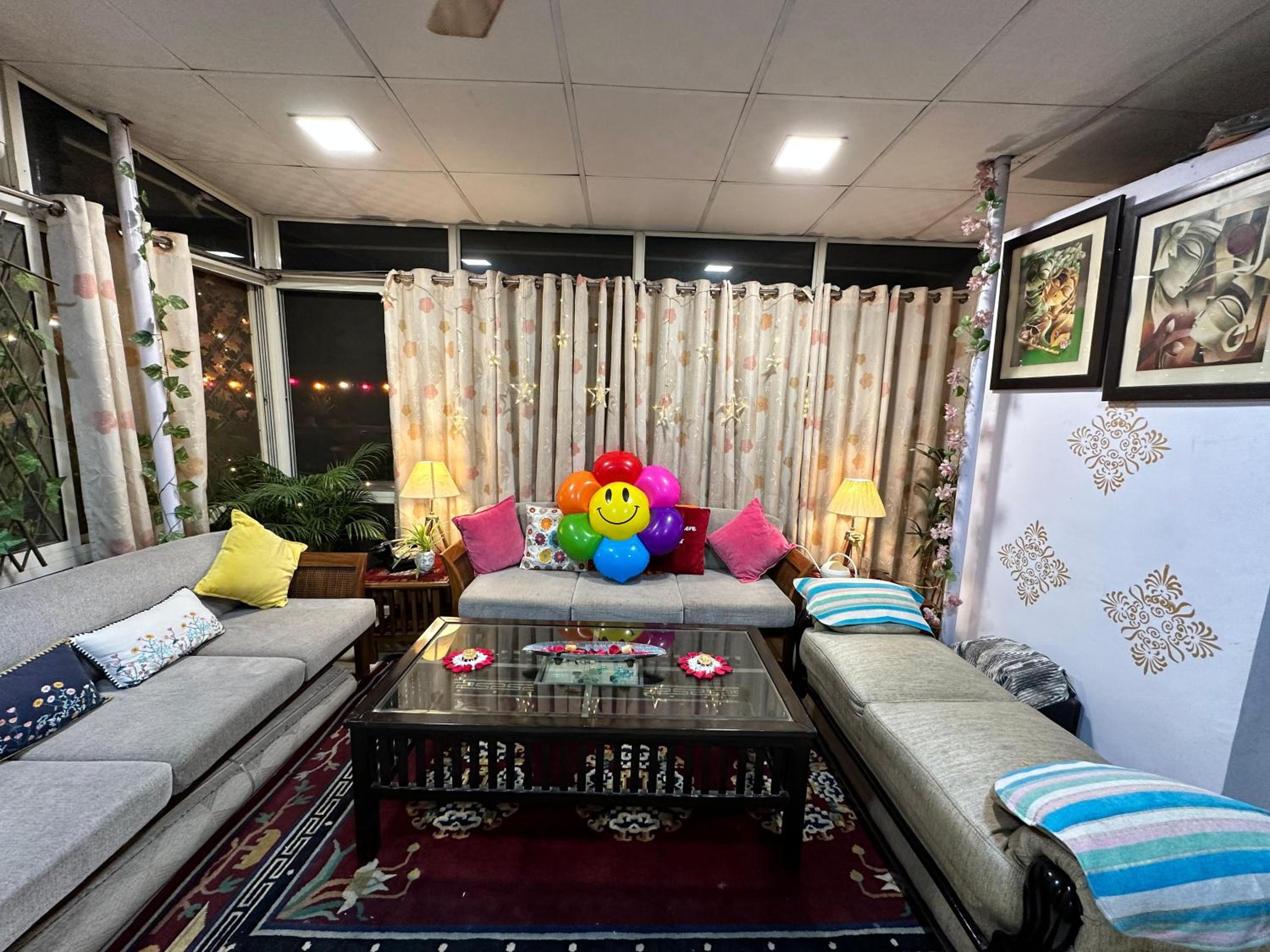 lounge