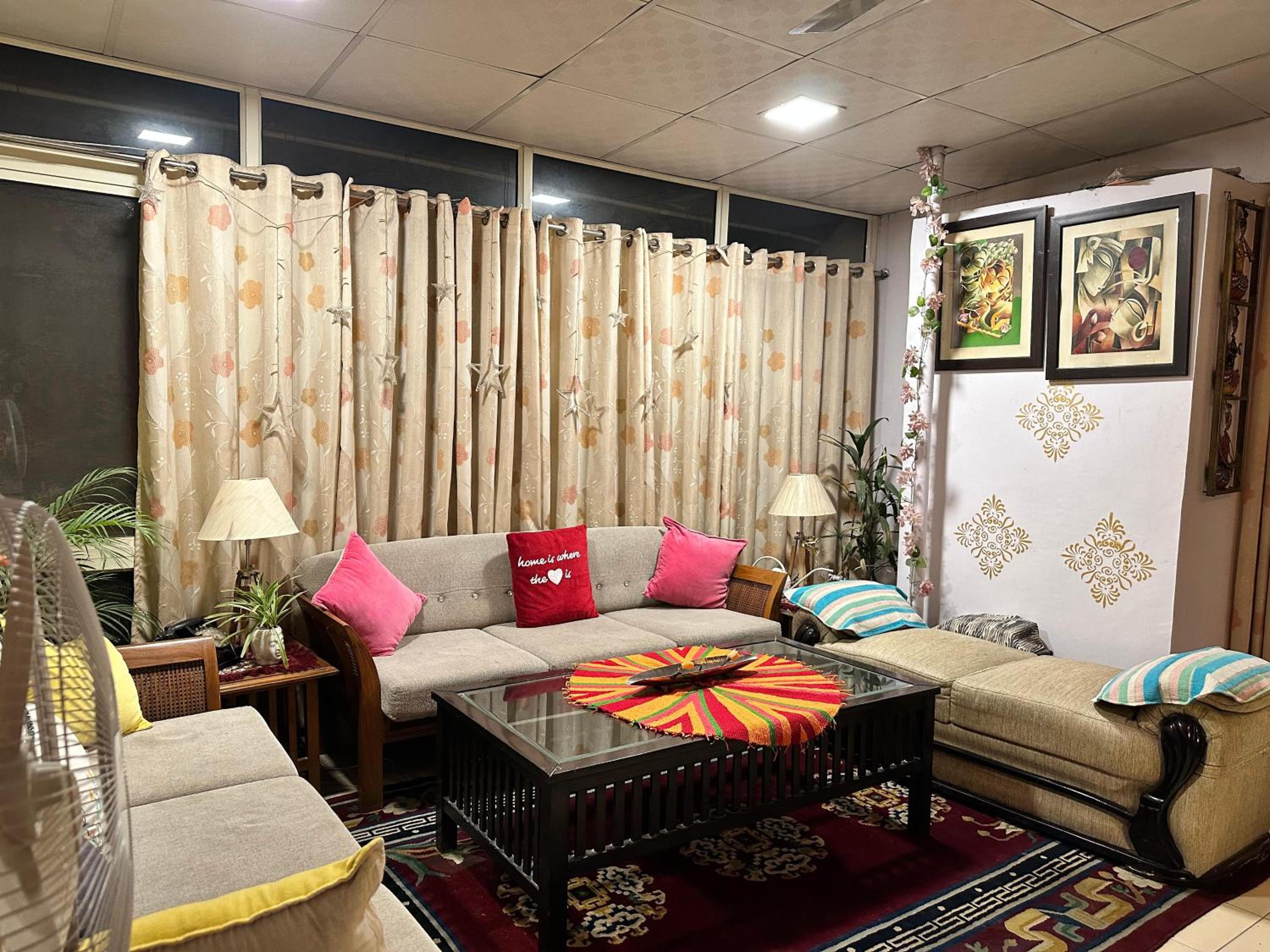 lounge