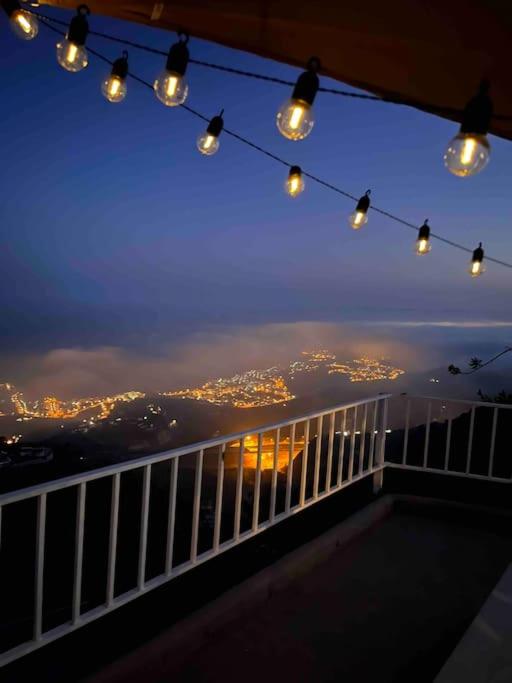 Mountain house with sea view