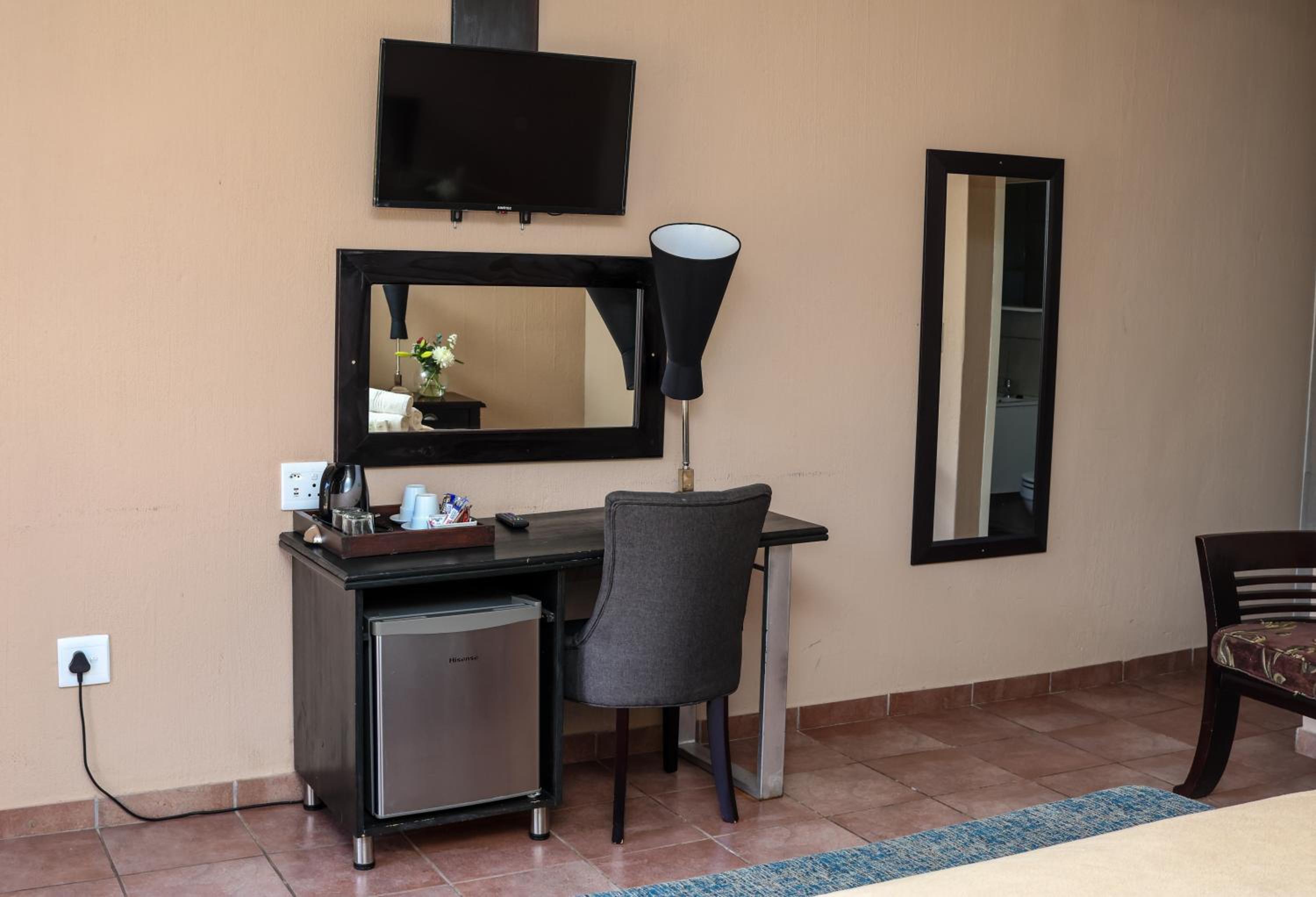 Thaba Legae Guest Lodge