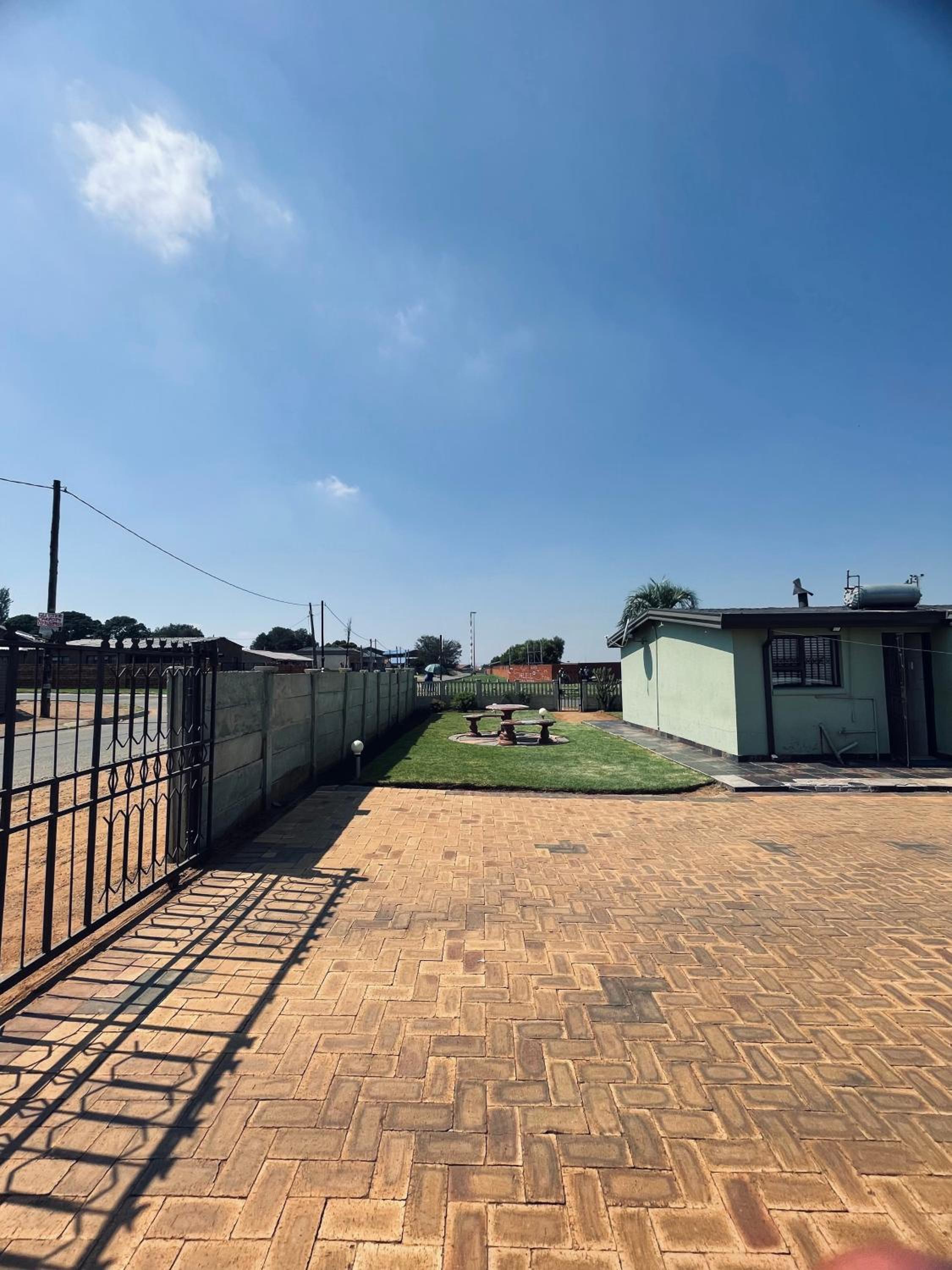 Kingsley Executive Villa view 2